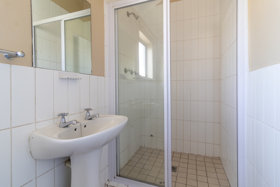 1 Bedroom Property for Sale in Wellington Central Western Cape